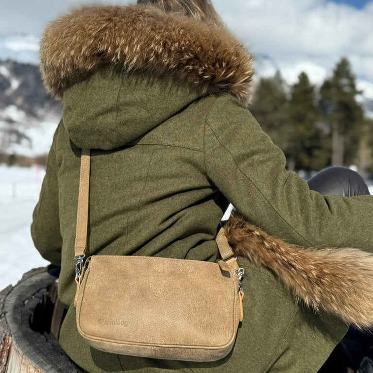 - kleine Tasche, handy tasche zum umhängen, Umhänge Ledertasche Damen, kleine taschen zum umhängen, kleine ledertasche zum umhängen, kleine tasche elegant, kleine handtasche damen leder