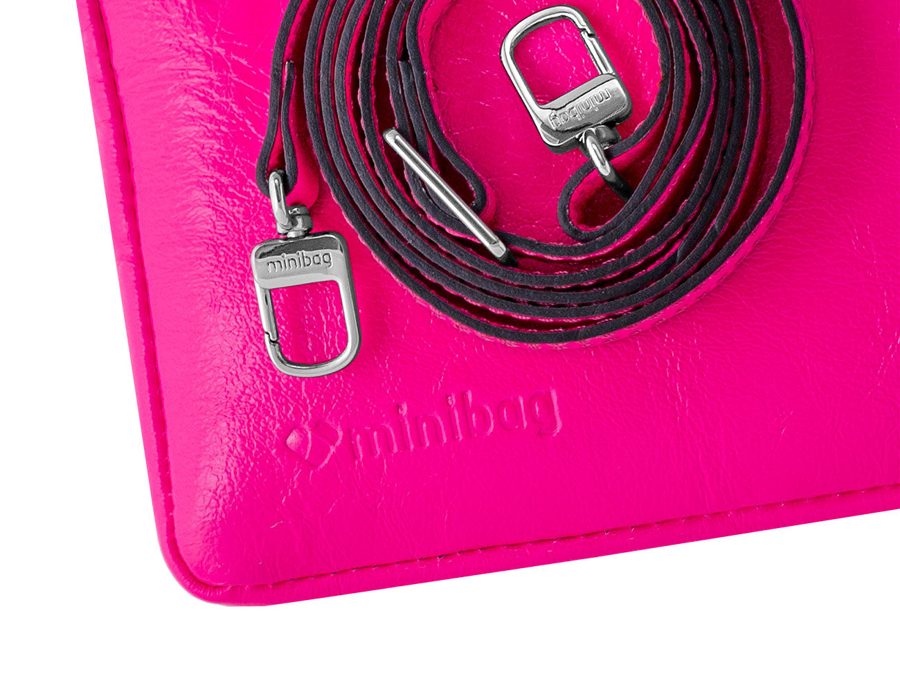 minibag neon pink, Ledertasche neon pink, Clutch neon pink, Detailaufnahme minibag, Ledergurt neon